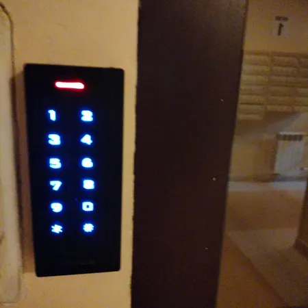 New Fifth Apartment *